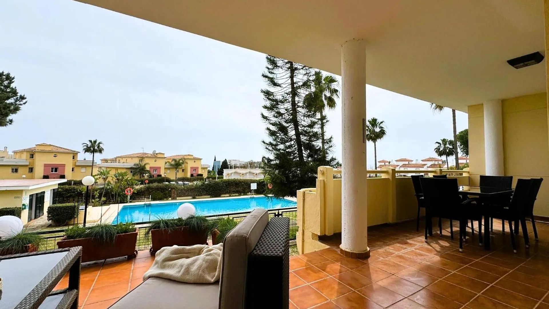 Apartment Elefante Cabopino Marbella